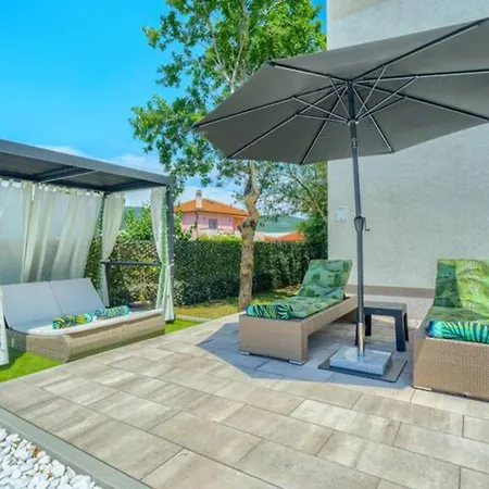 Dreamin With Heated Pool & Hot Tub * Kraj (Split)